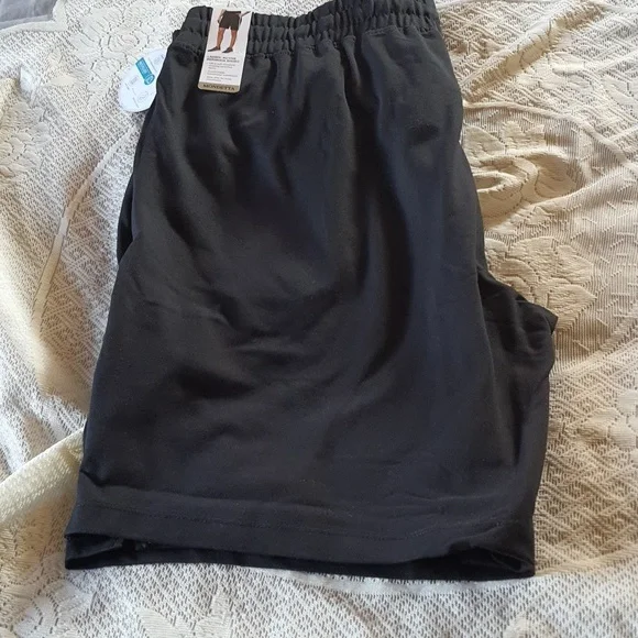 Mondetta Bermuda shorts - Picture 6 of 6